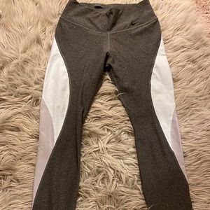 Nike leggings